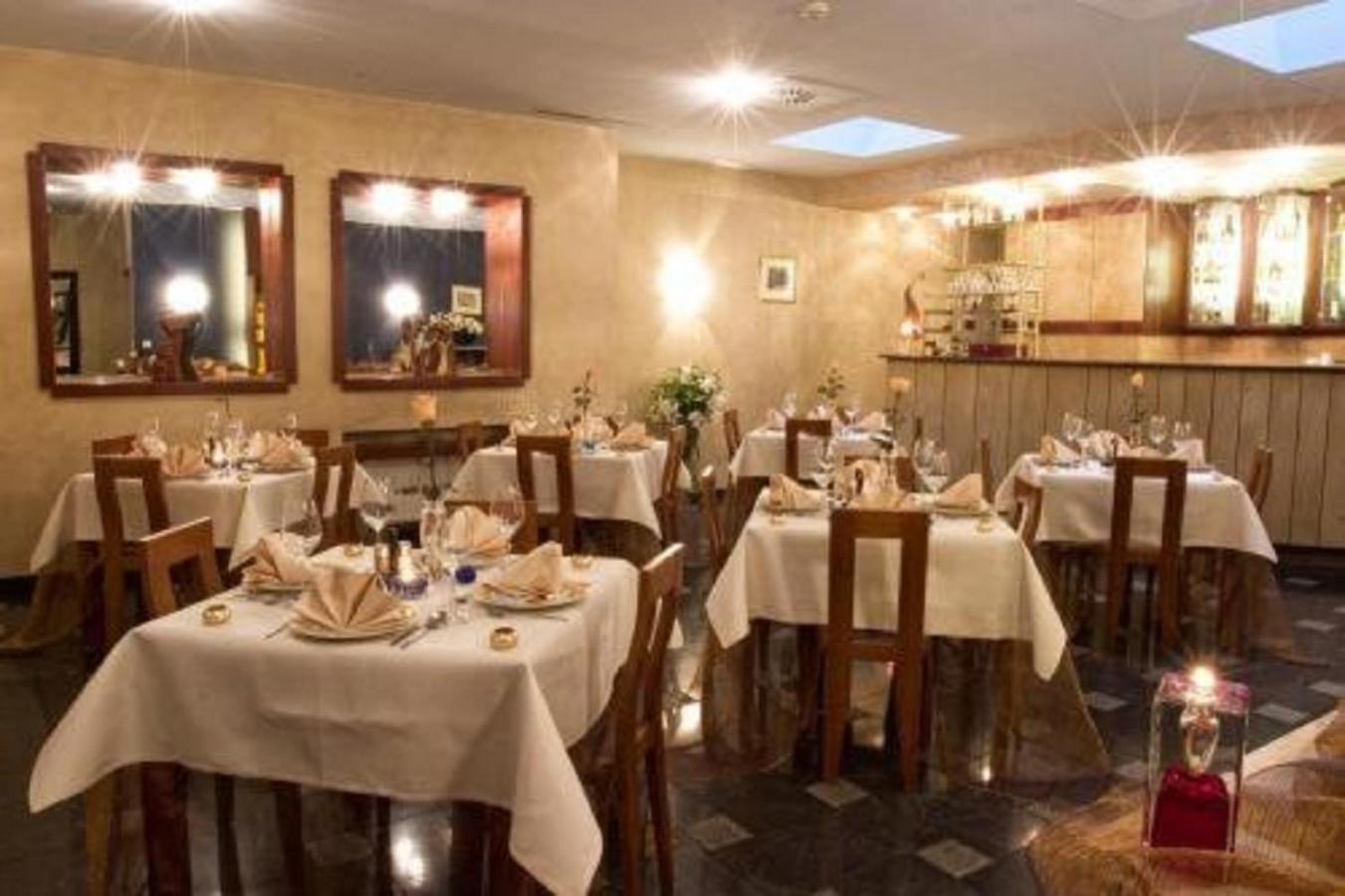 Classic Hotel كراكوفيا المظهر الخارجي الصورة