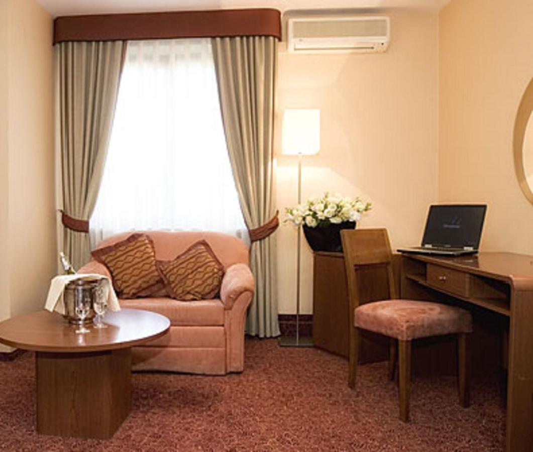 Classic Hotel كراكوفيا المظهر الخارجي الصورة